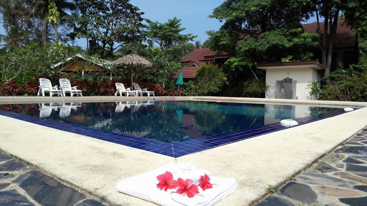Euro Lanta White Rock Resort Ko Lanta Exterior foto