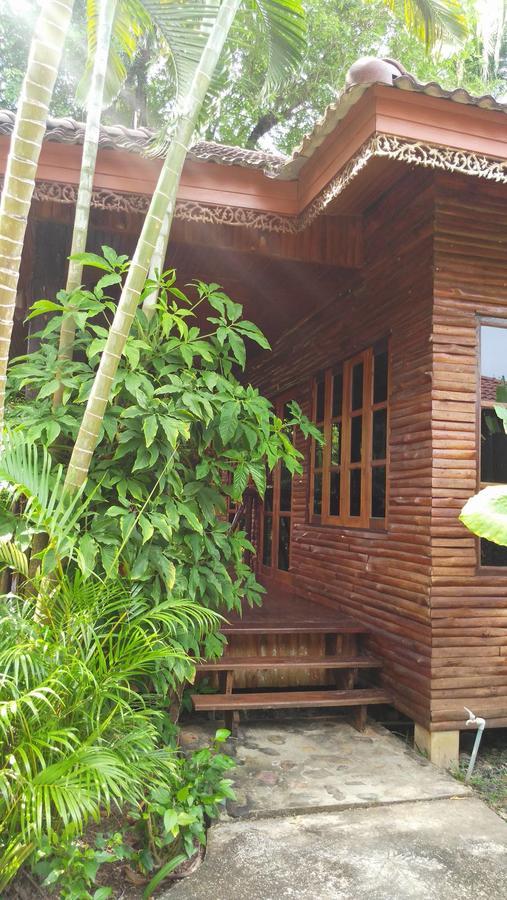 Euro Lanta White Rock Resort Ko Lanta Exterior foto